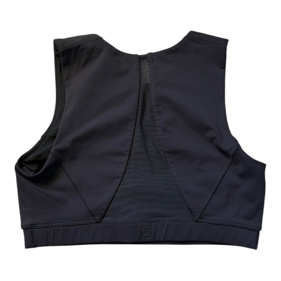 Lululemon Cropped Tank black size 6 mesh backing - Picture 2 of 3